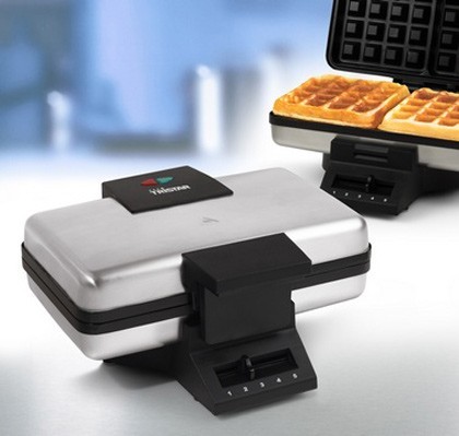 Edelstahl Waffeleisen Tristar WF 2141 Waffelautomat Waffel Gauffrier